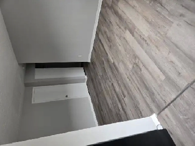 Charming Unit for Lease Image# 1