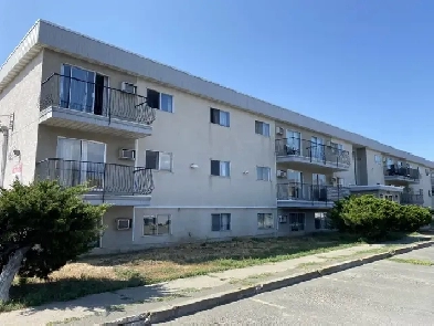 2 Bedroom 1 Bath - A/C INCLUDED starting at $1595 Image# 9