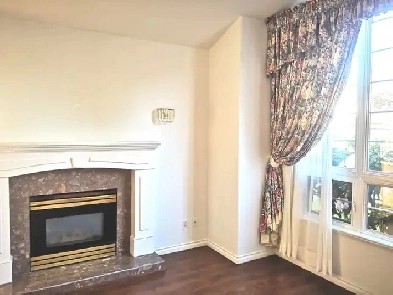RENOVATED 1 BEDROOM SUITE FOR RENT NEAR BRIDGEPORT STATION Image# 8