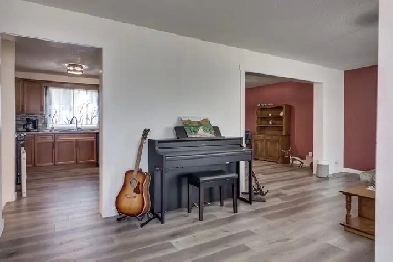 Beautifully updated home for sale in Wetaskiwin Image# 5