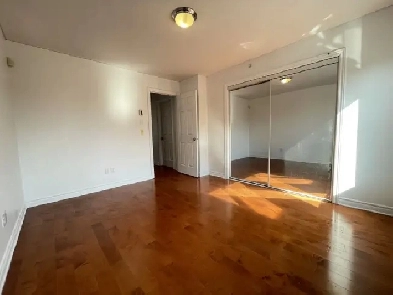 NDG 2 Bedroom Condo for rent Image# 1