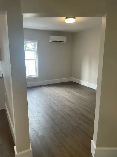 One Bedroom Apartment for Rent Image# 8
