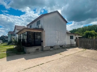 2 bedrooms and 2 bathrooms house for rent Image# 2
