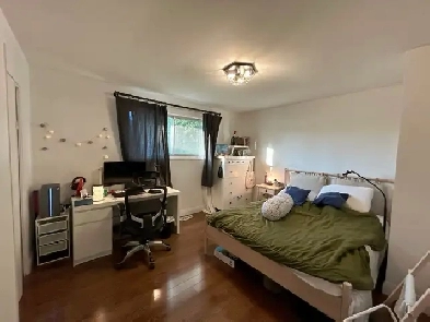 one bedroom for short-term rental Image# 6
