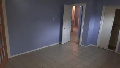 2 BEDROOM APARTMENT AVAILABLE NOW - UTILITIES INCLUDED Image# 6