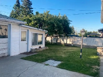 Two bedroom suite for rent in Huntington Hills (NW) Image# 4