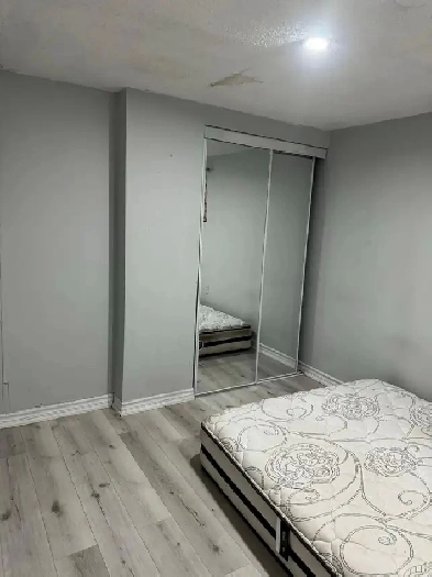 room for rent for boy in sharing Image# 1