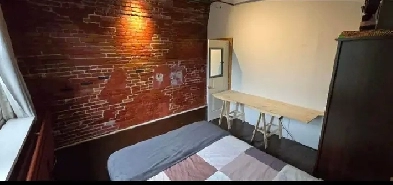 Chambre à sous-louer – 23 août au 18 septembre (dates flexibles Image# 3