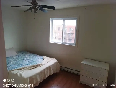 Chambre meublée disponible dans un 4 1/2. Image# 2