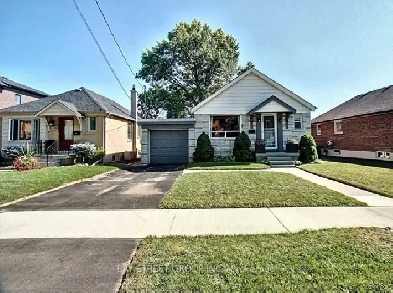 Etobicoke Private Basement Suite for lease- Bright & Convenient Image# 1