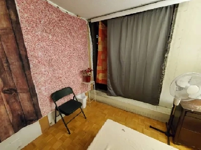 Girls a large private room with huge balcony av from Oct 1 Image# 1