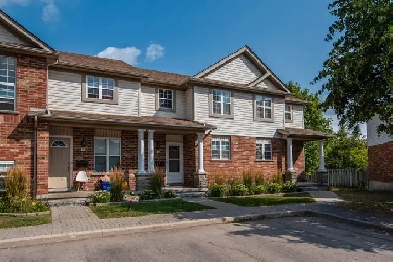 19-400 Wilson Avenue Kitchener $449,900 2 bed 2 bathroom town Image# 2