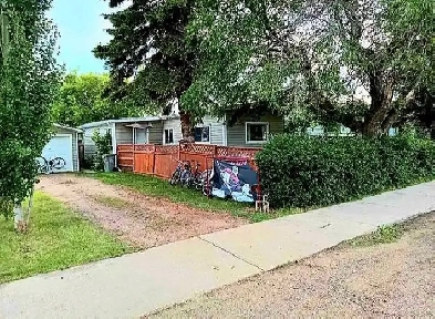 private room for rent in  pet friendly home Image# 1