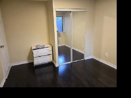 Room near UTM in Townhouse Condo Image# 1