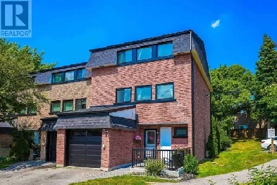 Family-Friendly Townhome with Private Backyard Image# 1