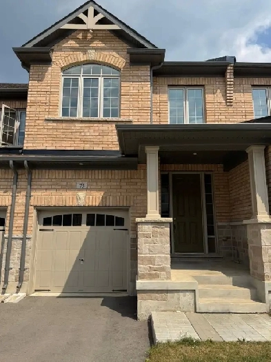 3 bed 4 bath for rent in Kitchener Image# 2