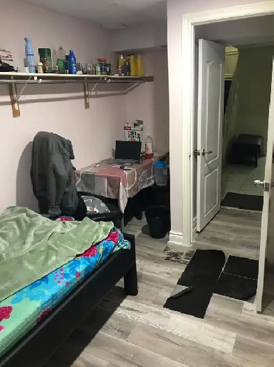 Furnished Basement Room for Rent in Bungalow Image# 2