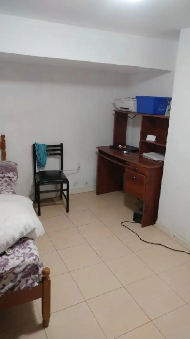 single room in basement , steps to Yorkdale subway station Image# 1