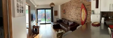 Superbe 4 1/2 Plateau avec jardin privé Image# 1