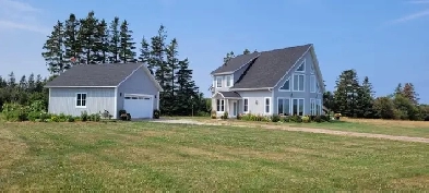 Beautiful Chalet Style 2 yr old Home! Image# 11
