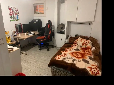 room for rent (steeles, yonge very convenient location) Image# 4
