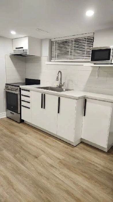 Two Bedroom Basement Apartment in North York Image# 1