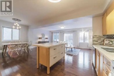 Furnished Room Rental in Laurelwood Waterloo - $800   Utilities Image# 1