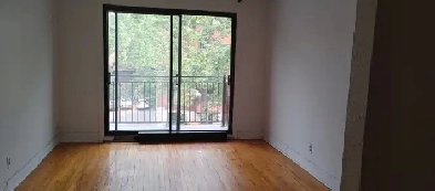 TRES GRAND 51/2 Image# 1