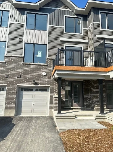 2Bed-2Bath Townhome Image# 7