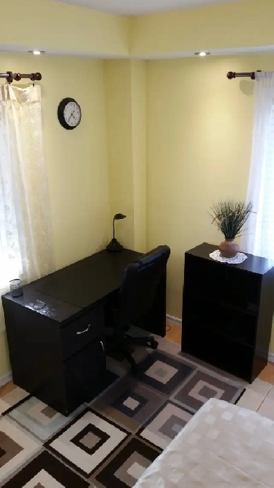 TWO  ROOMS FOR  STUDENTS Image# 9
