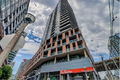 Luxury Furnished One Bedroom Condo Lakeshore/Bathurst Image# 10