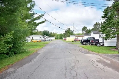 Crown & Currie Estates - 2 Bed 1 Bath Apartment for Rent Image# 1