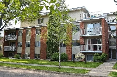 Marlboro Apartments – Luxurious Penthouse Suite Available Now! Image# 1