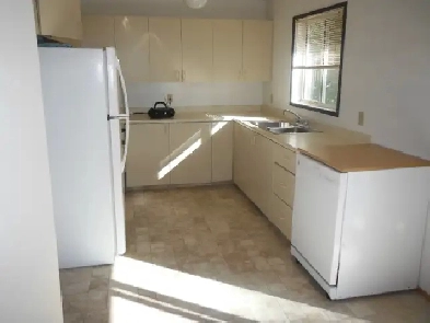 Sutherland Duplex Image# 4