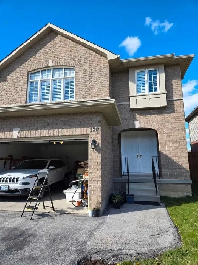 for rent 2nt floor room in a luxury home close to malls,highway Image# 4