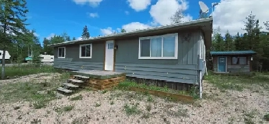 2 Titled Lots   Renovated 3 bd/2 ba Home – Deschambault Lake Res Image# 2