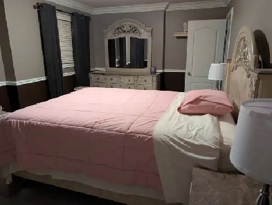 Large bedroom for rent in Ancaster Image# 5