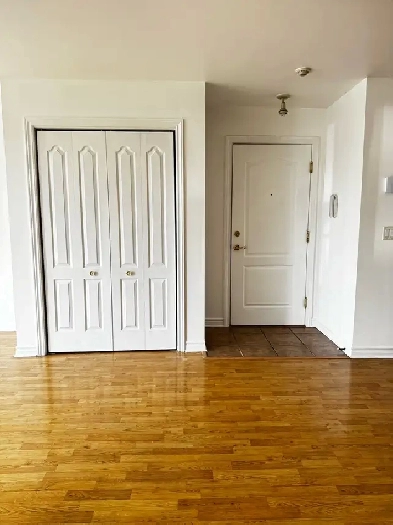 GRAND 4 ½ CONDO À LOUER – NDG – 1700 $ Image# 1