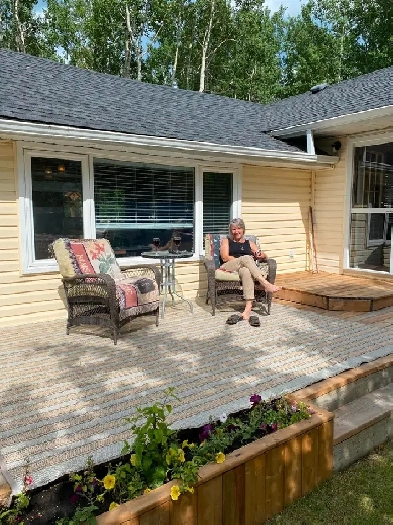 Furnished lake house for rent - lac.St.Anne Image# 1