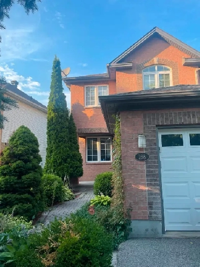 3-Bedroom Townhome in Central Park – Available November 1, 2025 Image# 4