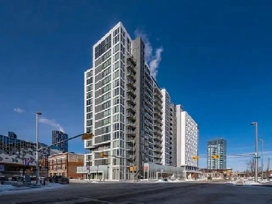 Stunning Downtown Condo Available! Image# 1