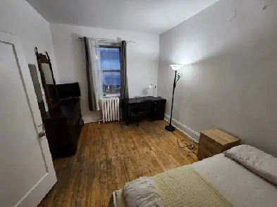 Private room 600$ - Downtown(Concordia), furnished, All-included Image# 1