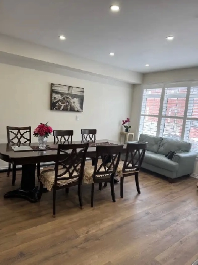 one room in a town house for rent Image# 6