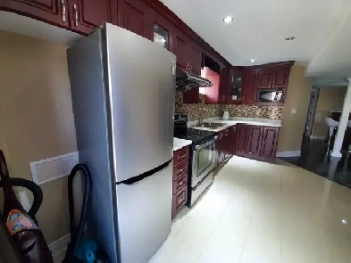 2 bed   1 bath spacious and above ground level basement for rent Image# 3
