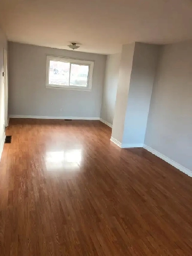 For Rent: Charming 3-Bedroom Unit on Tweedie Street Image# 1