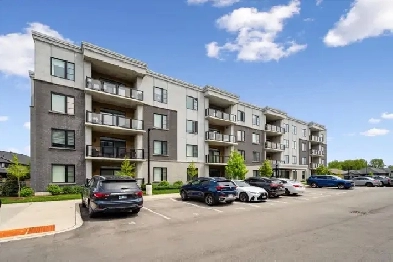 Lovely 2 Bedroom Condo in Fergus Image# 1