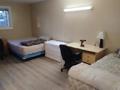 Huge Furnished Master BR-UWO / Fanshawe students Image# 1