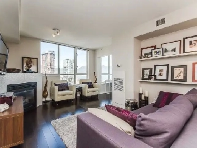 Move-In Ready: Private Student Room in DT Vancouver! Image# 3