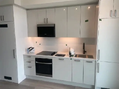 3 bedroom condo downtown Toronto Image# 6