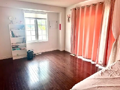 Student room for rent Image# 1